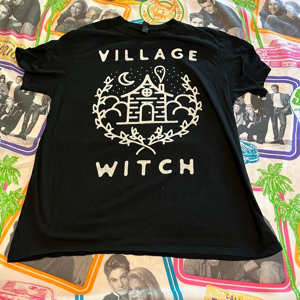 Village Witch T-Shirt Women’s M